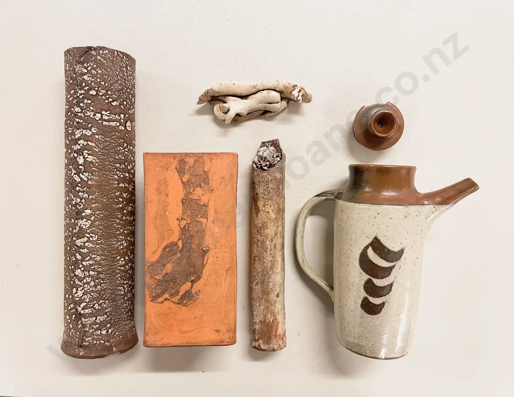 Quantity of Assorted NZ Pottery (Faults) Image 1++