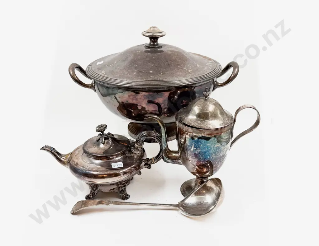 Large S/P Double Handled Tureen together with Other S/P Image 1++