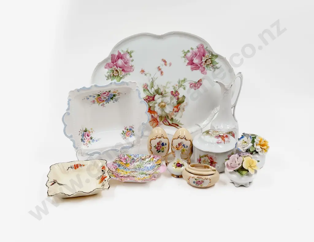 Quantity of Assorted Fancy China & Ornaments etc Image 1++