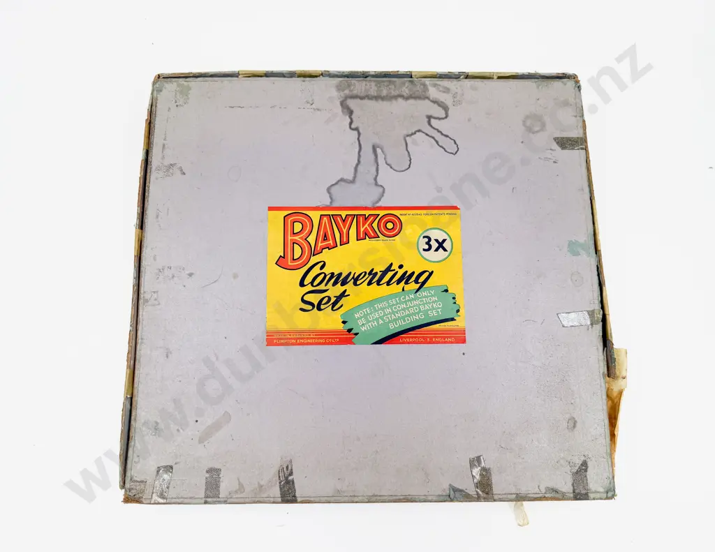 Two Vintage Boxed Sets of Bayko Image 1++