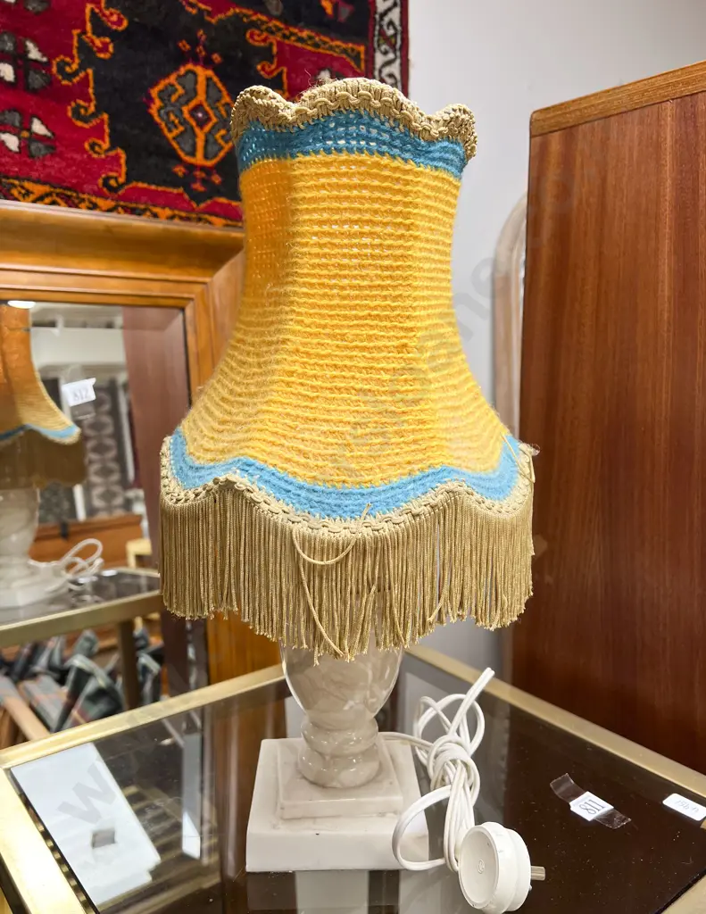 Alabaster Table Lamp Image 1++