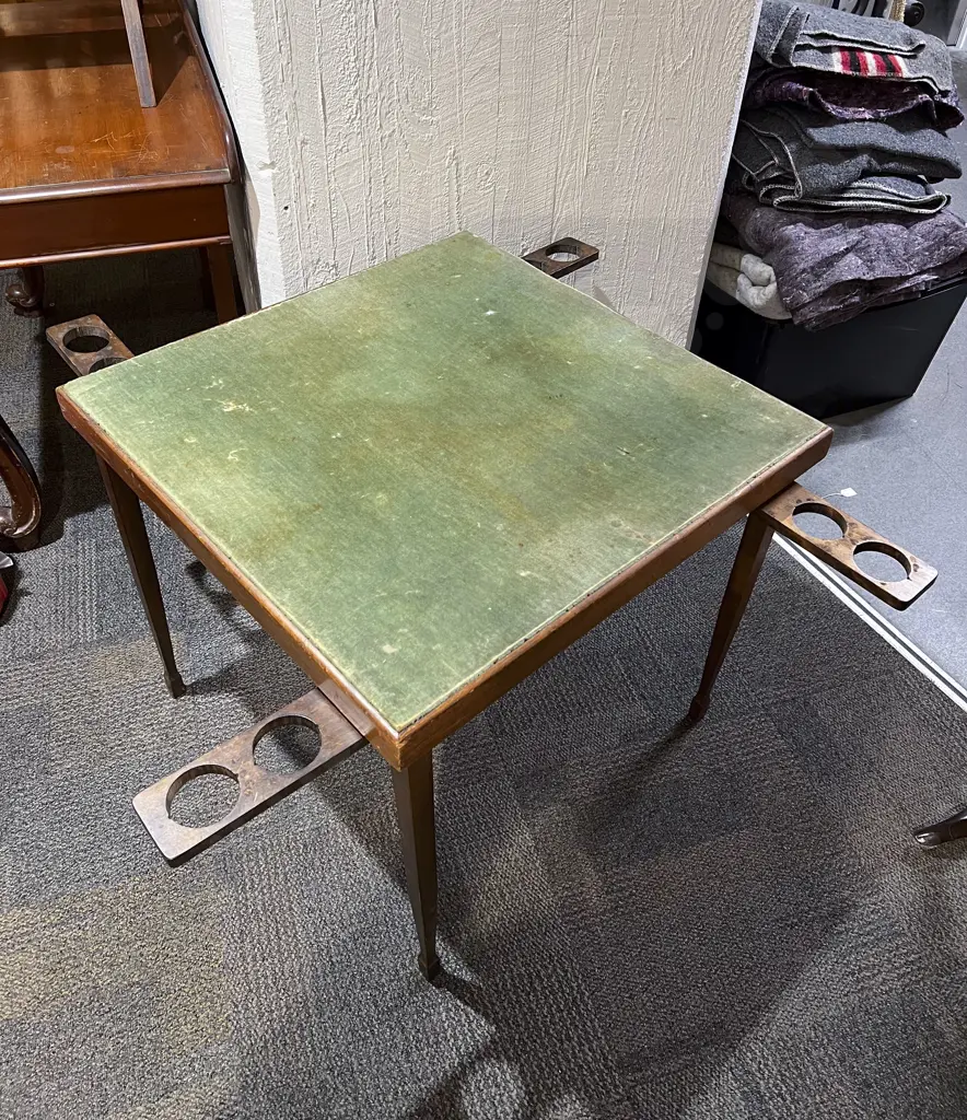 Folding Games Table Image 1++