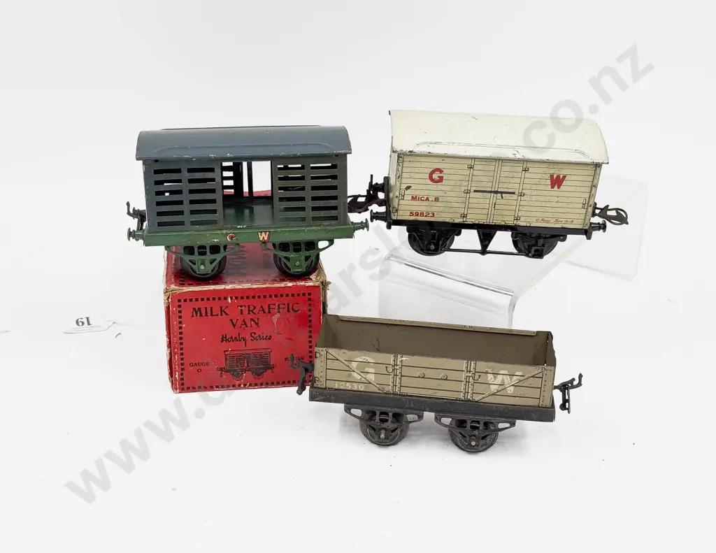 Part Boxed Hornby Series Two GW No1 Milk Traffic Van No1 Open Wagon and Goods Van Image 1++