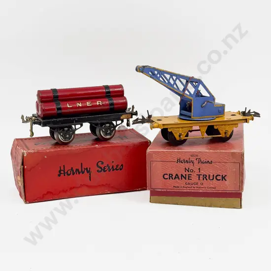 Boxed Hornby Series LNER Gas Cylinder Wagon and No1 Crane Truck yellow/blue colourway
