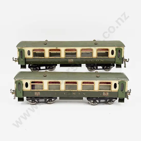 Hornby Series No2 Pullman Coach and Dining Saloon