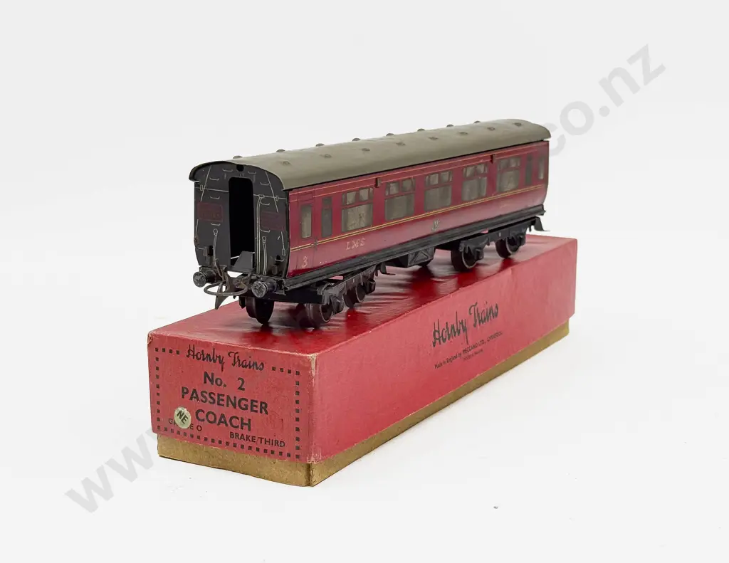 Hornby Boxed LMS No2 Passenger Coach of 1st/3rd Image 1++