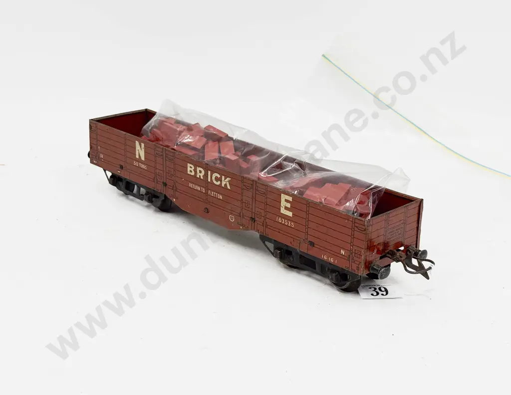 Hornby Series NE High Capacity Brick Wagon Image 1++