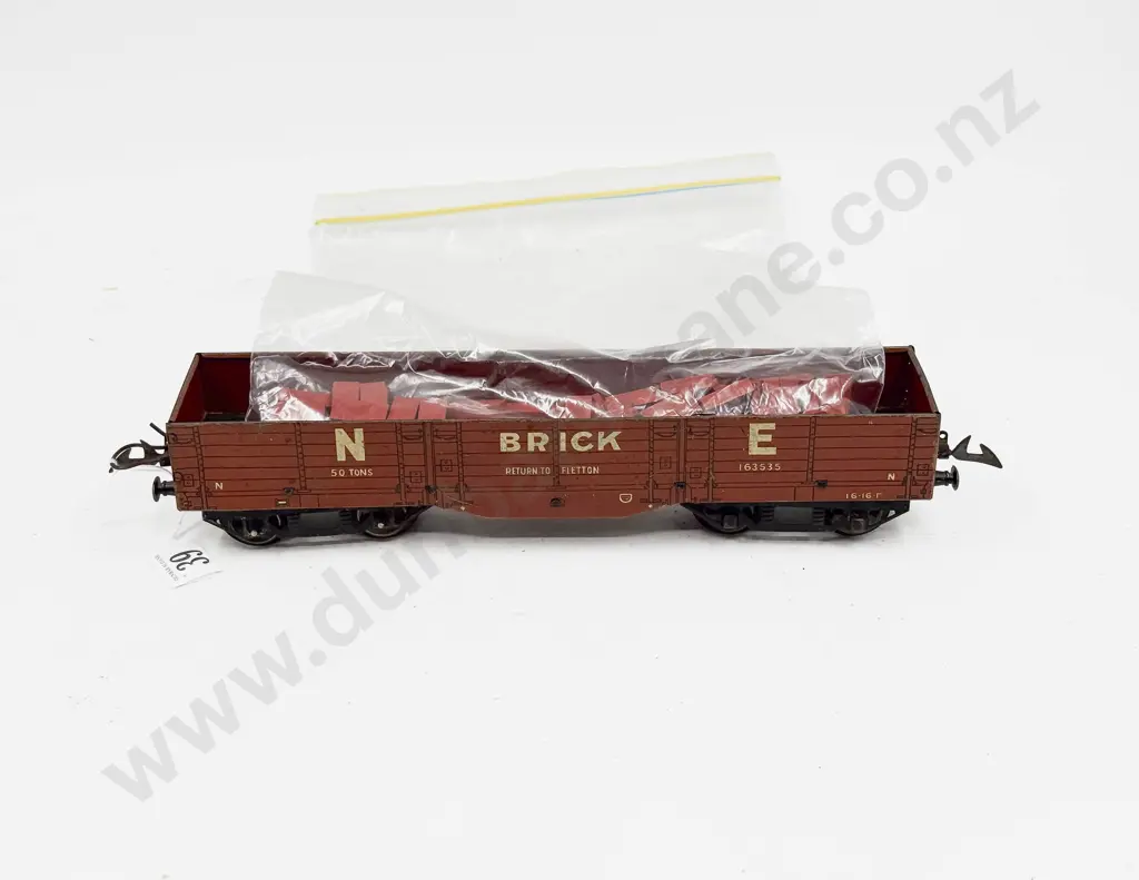 Hornby Series NE High Capacity Brick Wagon Image 1++