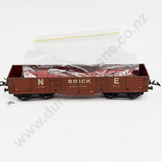 Hornby Series NE High Capacity Brick Wagon