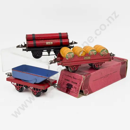 Hornby Series Part Boxed Barrel Wagon and Unboxed Tipping Wagon & Gas Cylinder Wagon