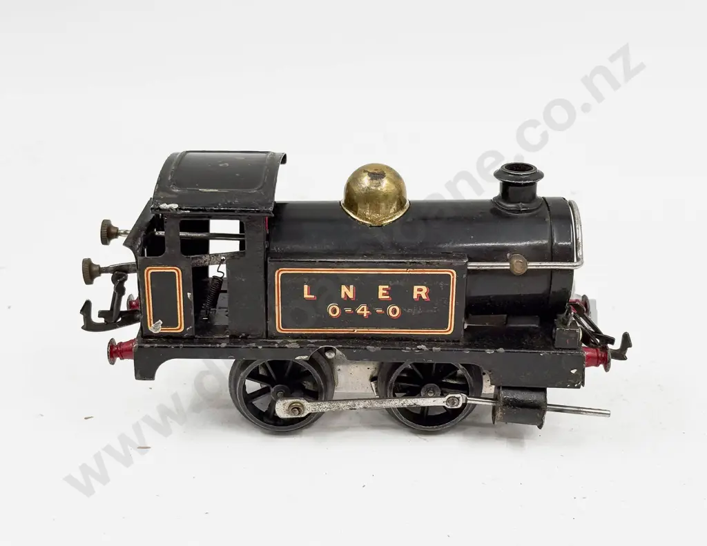 Hornby Boxed C1924-26 Tank Locomotive LNER 0-4-0 Image 1++
