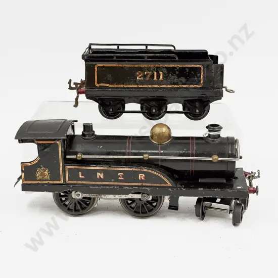 Hornby C1924-29 No2 Locomotive & Tender LNER 2711