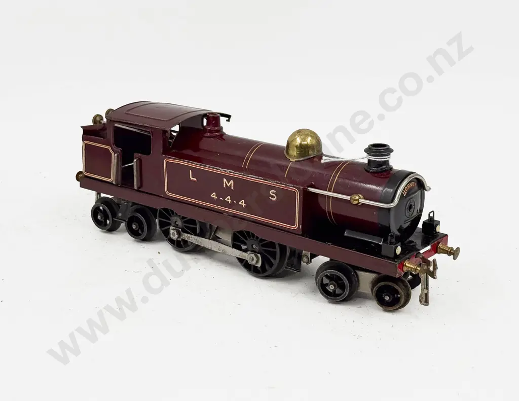 Hornby C1924-26 No2 Tank Locomotive LMS 4-4-4 Image 1++