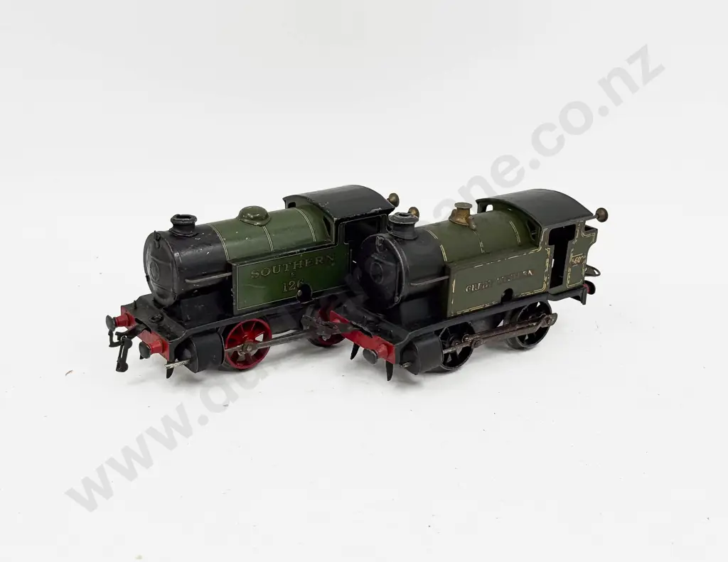 Hornby Two Tank Locomotives No 40 Southern E126 and Great Western 6600 Image 1++