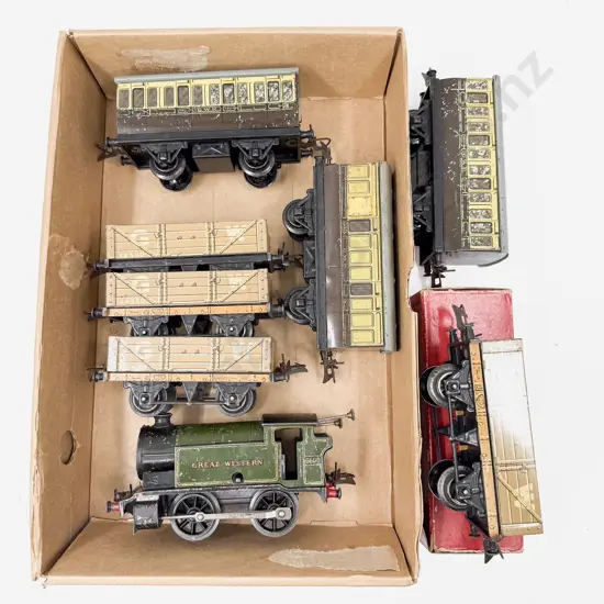 Hornby Tank Loco Great Western 6600 with Four GW No1 Open Wagons and Three Passenger Coaches