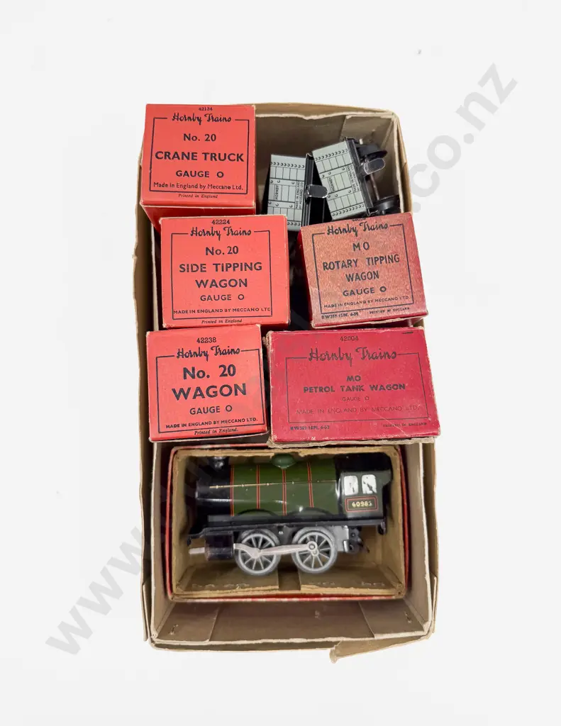 Hornby Boxed No20 Locomotive 60985 with Five Boxed No20 & MO Wagons and two open wagons unboxed Image 1++