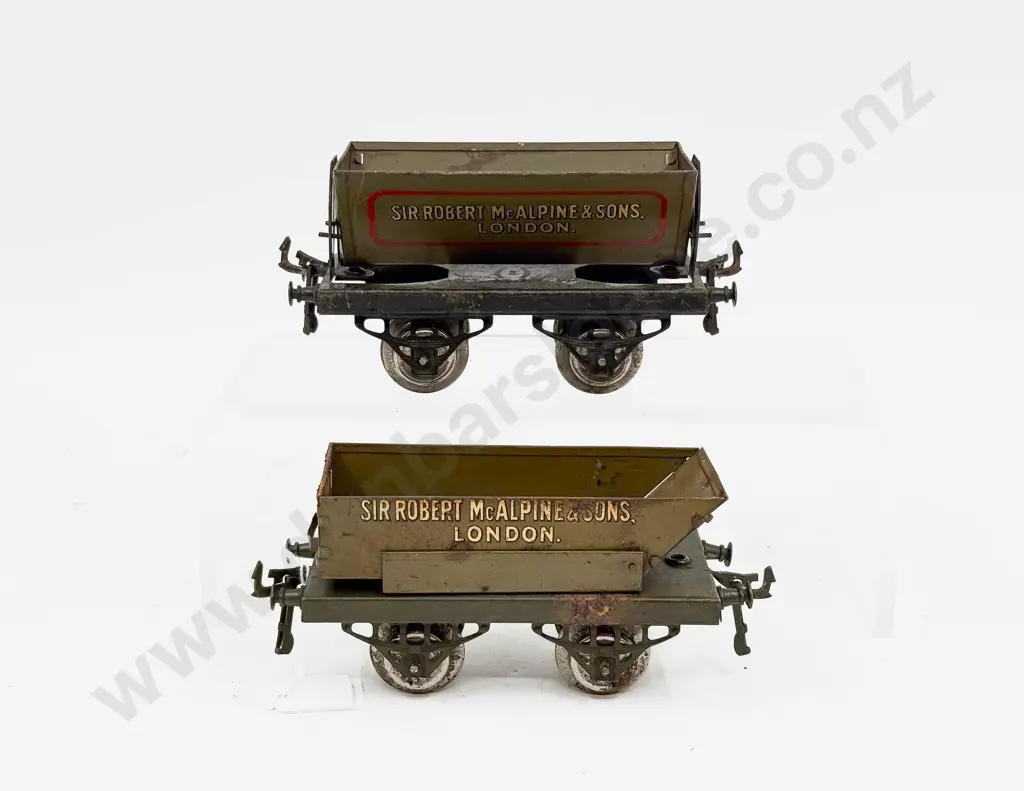 Hornby Series McAlpine Side and Rotary Tipping Wagons Image 1++