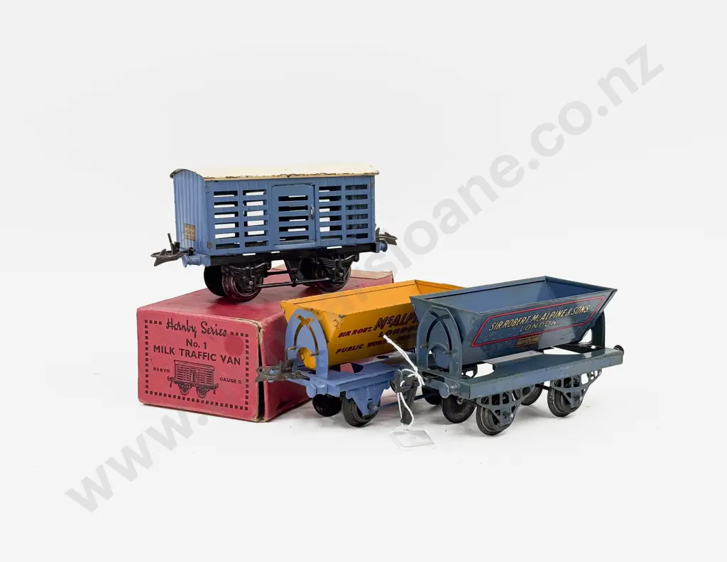 Hornby Series McAlpine Side Tipping Wagons (Two Examples) and Milk Traffic Van Image 1++