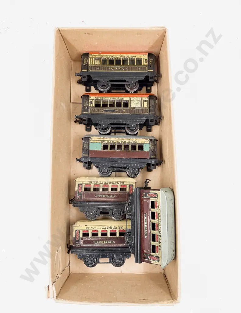 Hornby Series Six Various Pullman Coaches Image 1++