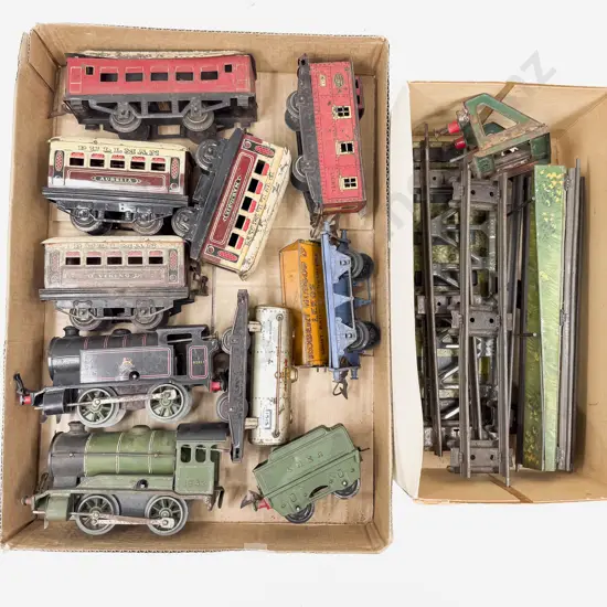 Hornby 501 Loco and Tender with 40 Tank Loco