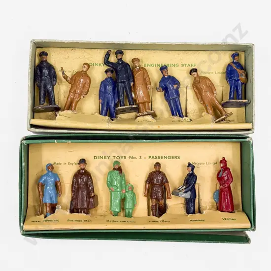 Meccano Dinky Boxed Passengers Set No3 with Part Boxed Boxed Engineering Staff No4