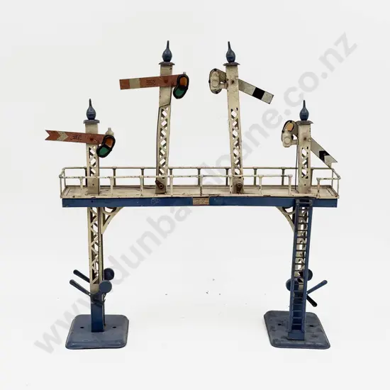 Hornby Series No2 Signal Gantry