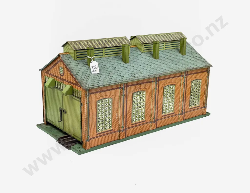 Hornby Series Engine Shed No2 Image 1++
