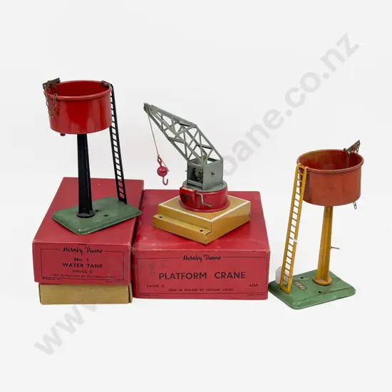 Hornby Boxed Platform Crane and No1 Water Tank with Hornby Series Unboxed Water Tank
