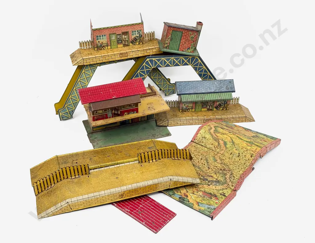 Meccano No48 Petrol Station with Hornby M Series Two Footbridges Three Stations and Hut Image 1++