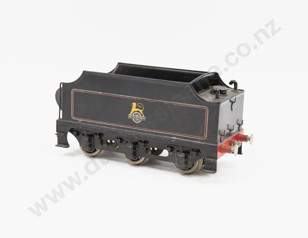 Bassett-Lowke Steam Powered Boxed Locomotive and Tender Image 1++