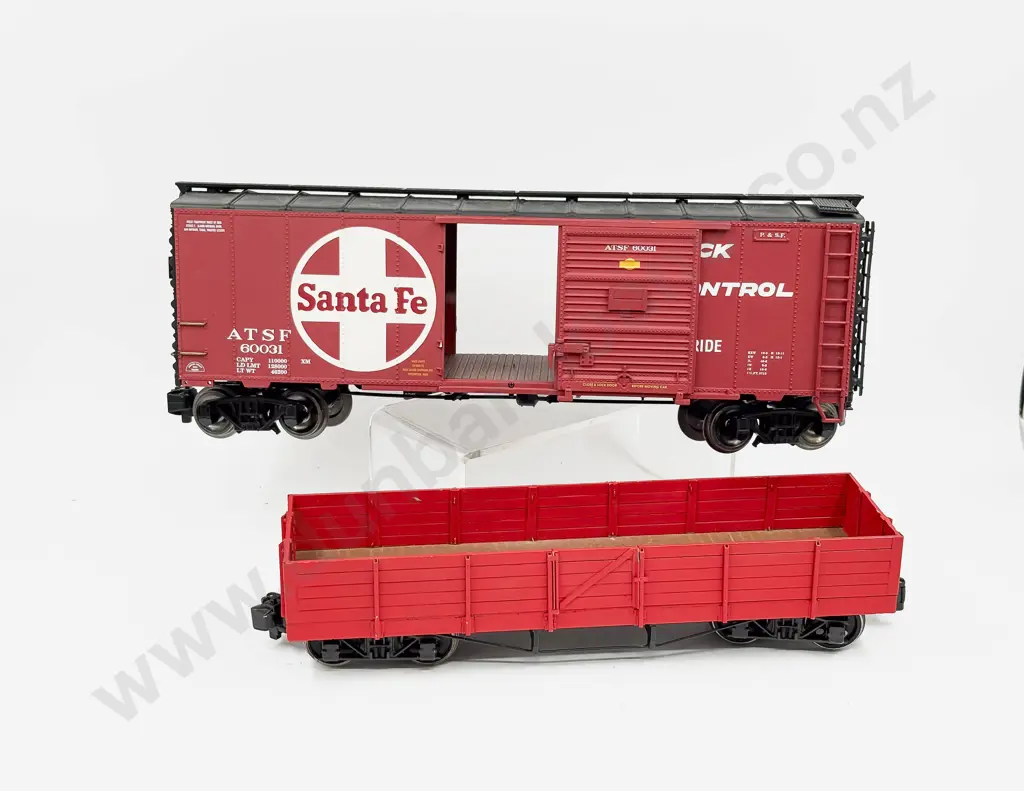 Aristo Craft Trains and Other Gauge 1/G Scale Shell Tank with Two Box Cars and Open Wagon Image 1++