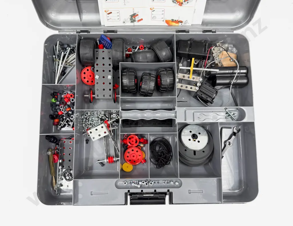 Modern Meccano in Two Tier Meccano Case with Small Qty Vintage Meccano Image 1++