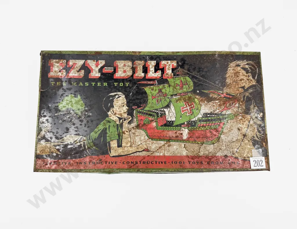 Post-War Ezy-Bilt Tin Box No7 with Contents Instruction Book Sets 6 7 & 8 and 1 to 5 Image 1++