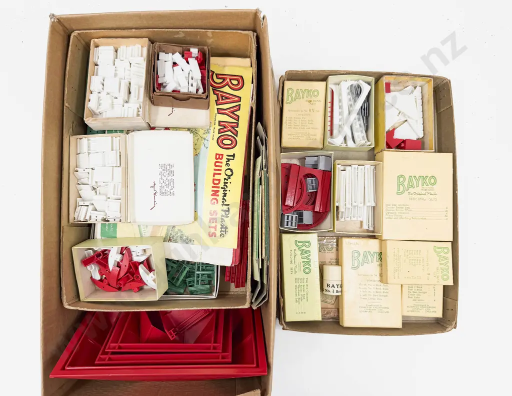 Bayko Plimpton Engineering England Building Set Image 1++