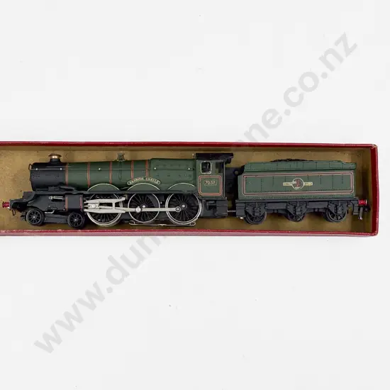 Hornby Dublo 4-6-0 Locomotive Denbigh Castle 7032 BR Tender 3-Rail