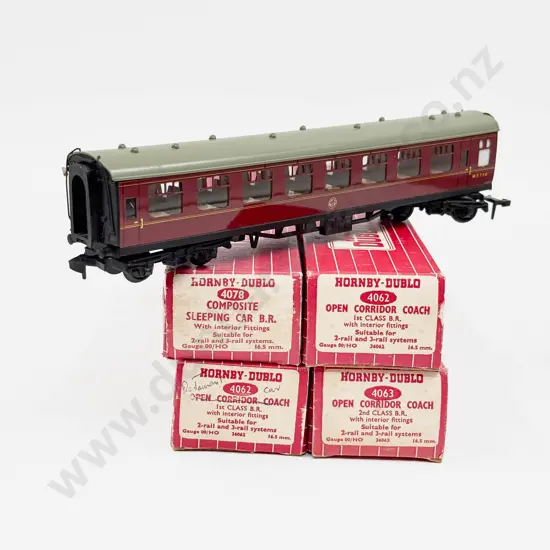 Hornby Dublo Boxed BR Corridor Coaches 4062 4063 4078 4071