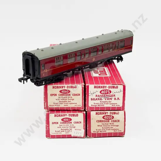 Hornby Dublo Boxed WR Corridor Coaches 4050 x2 4061 4060