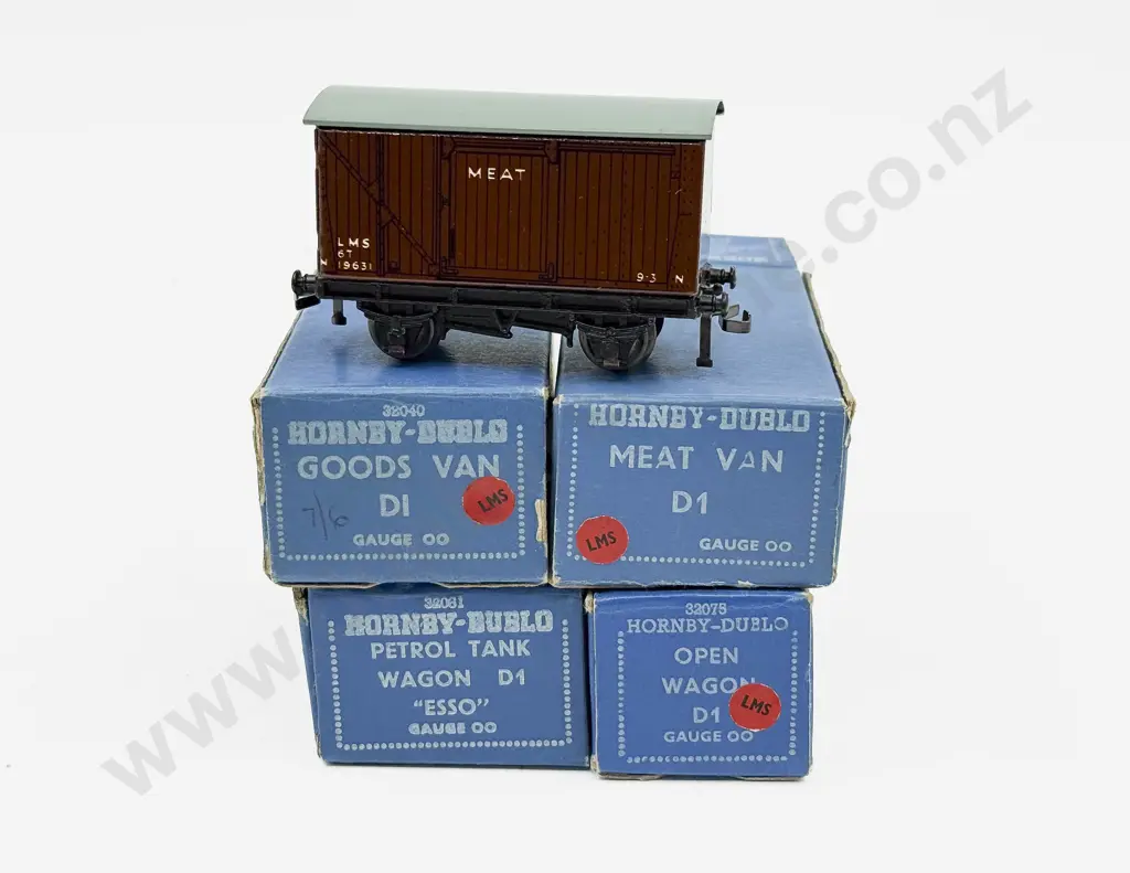 Hornby Dublo Boxed Four Rolling Stock Wagons - fine condition Image 1++