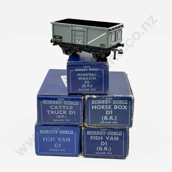 Hornby Dublo Boxed Three Rolling Stock Wagons - fine condition with Cattle & Fish Vans