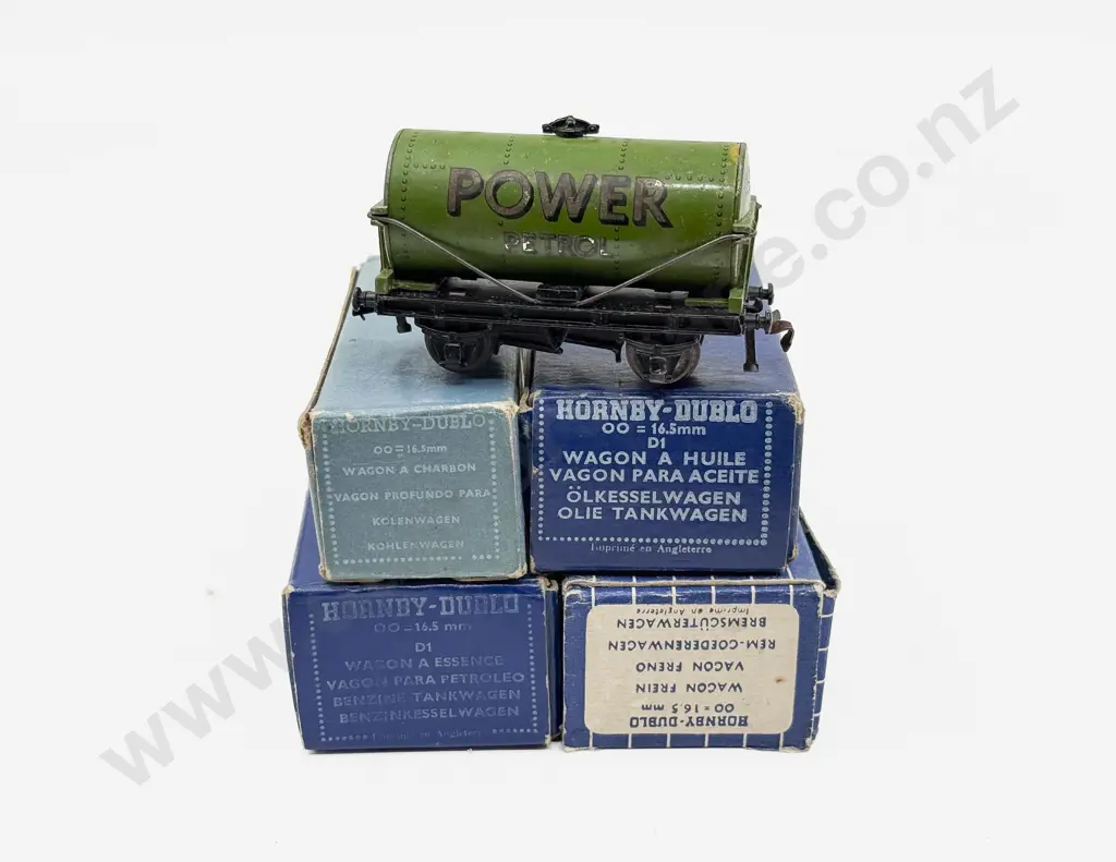 Hornby Dublo Boxed Four Rolling Stock Wagons - play worn Image 1++