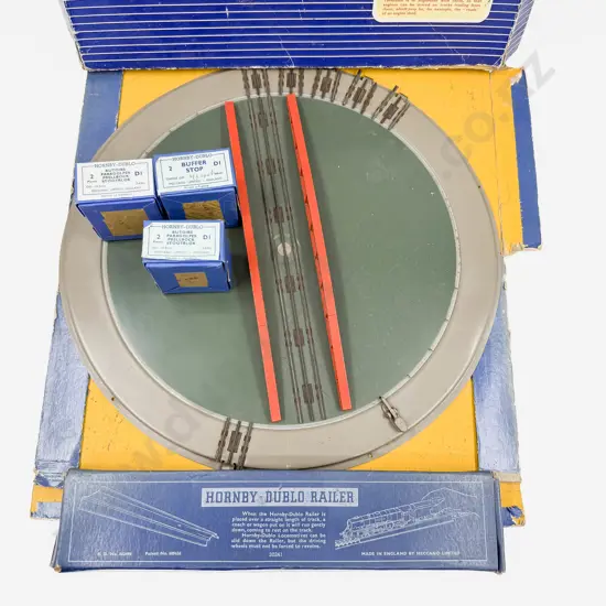 Hornby Dublo Part Boxed D1 Turntable with Buffers Stops and Railer