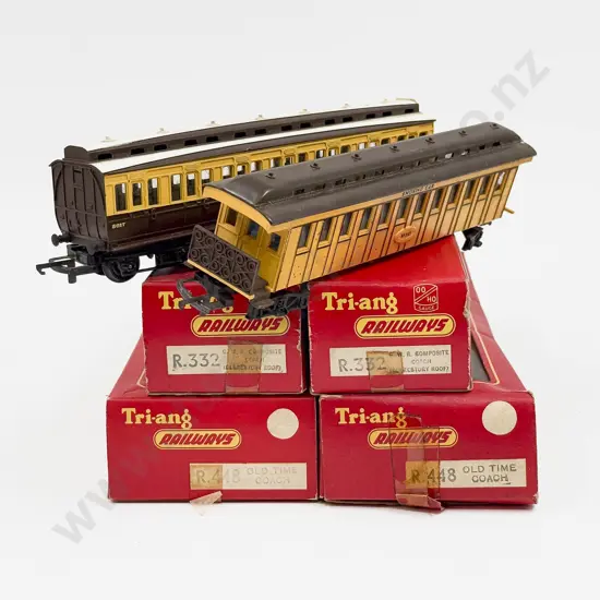Triang Railways Boxed R448 R332 Six Old Time Coaches