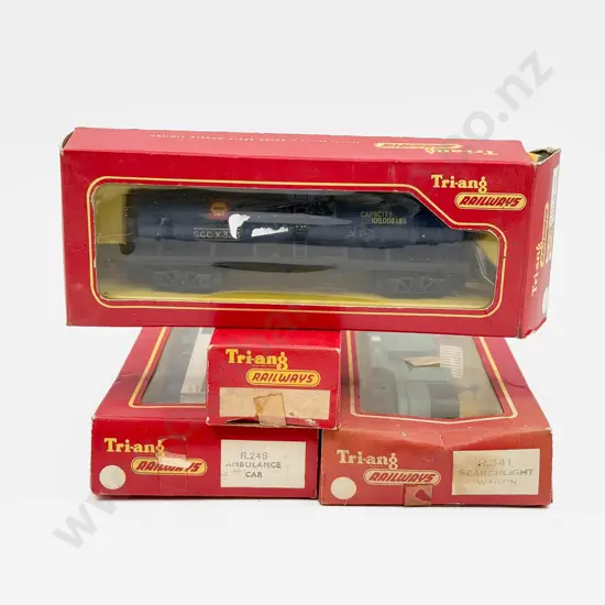 Triang Railways Boxed R3431 R248 R117x2