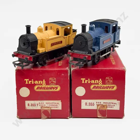 Triang Railways Boxed R355 0-4-0 Industrial Locos 'Connie' yellow livery and 'Nellie' blue livery