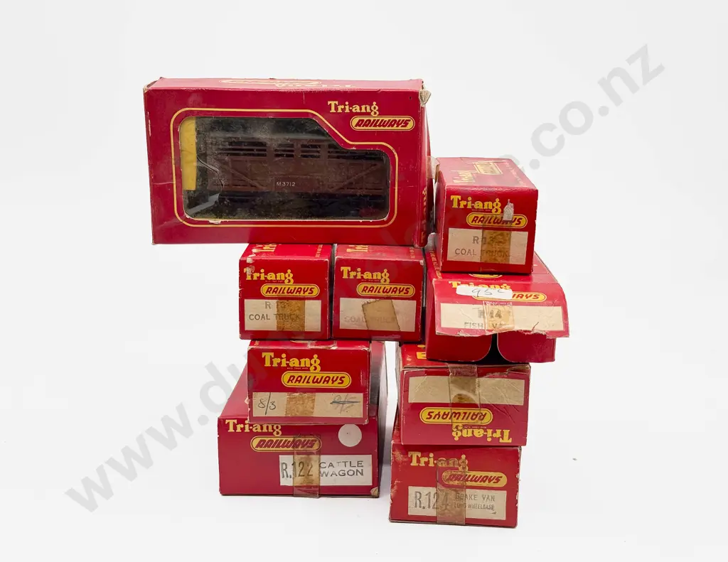 Triang Railways Boxed Nine Rolling Stock Wagons Image 1++