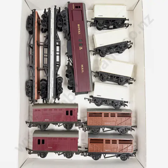 Triang Railways Twelve Rolling Stock Wagons