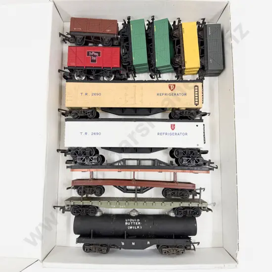 Triang Railways Twelve Rolling Stock Wagons