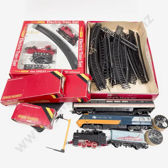 Triang Hornby Boxed NE1 Train Set