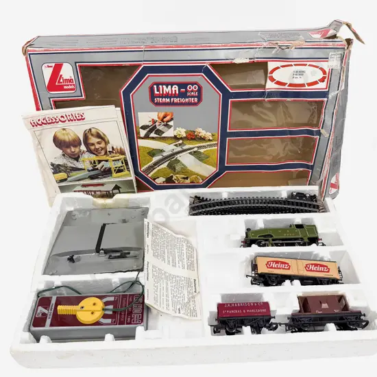 Part HO Boxed Lima Steam Freighter Train Set