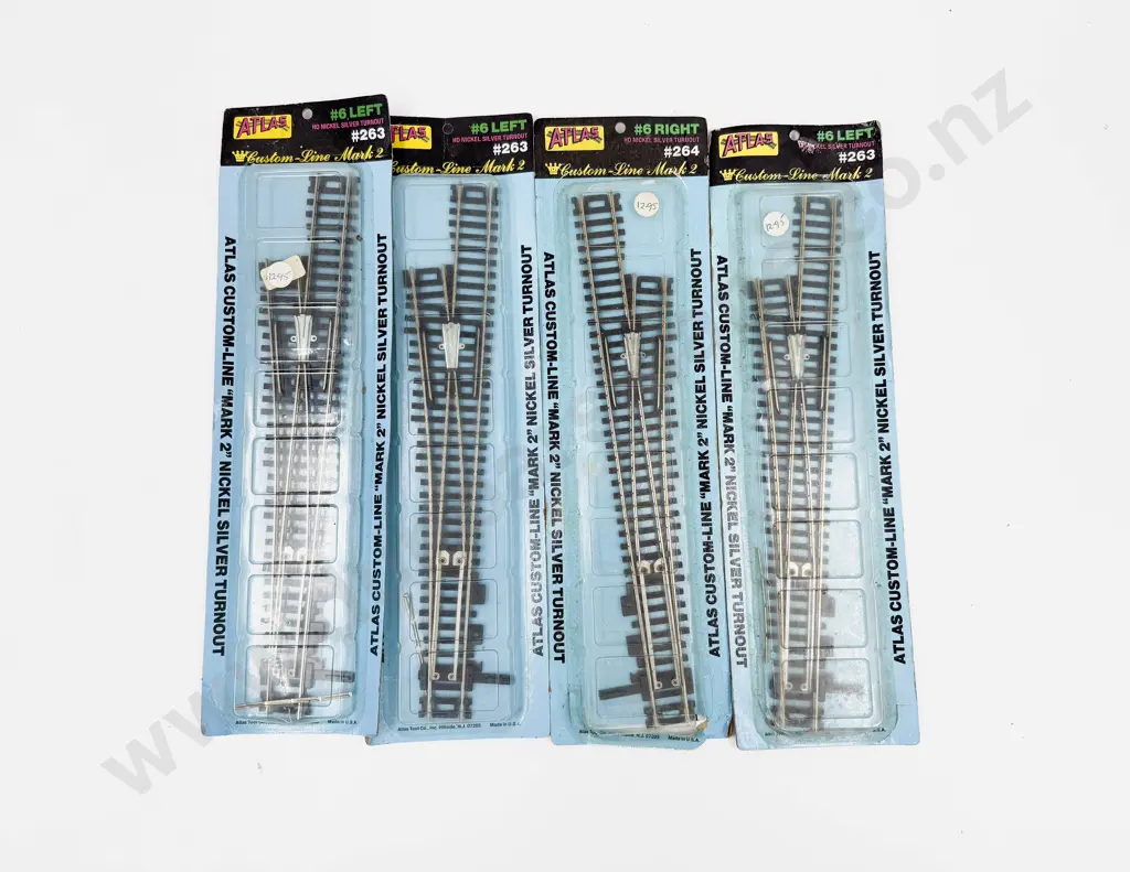 Altas HO 12 As New Long Length Track Pieces with Packeted Left and Right Turnouts x2sets Image 1++